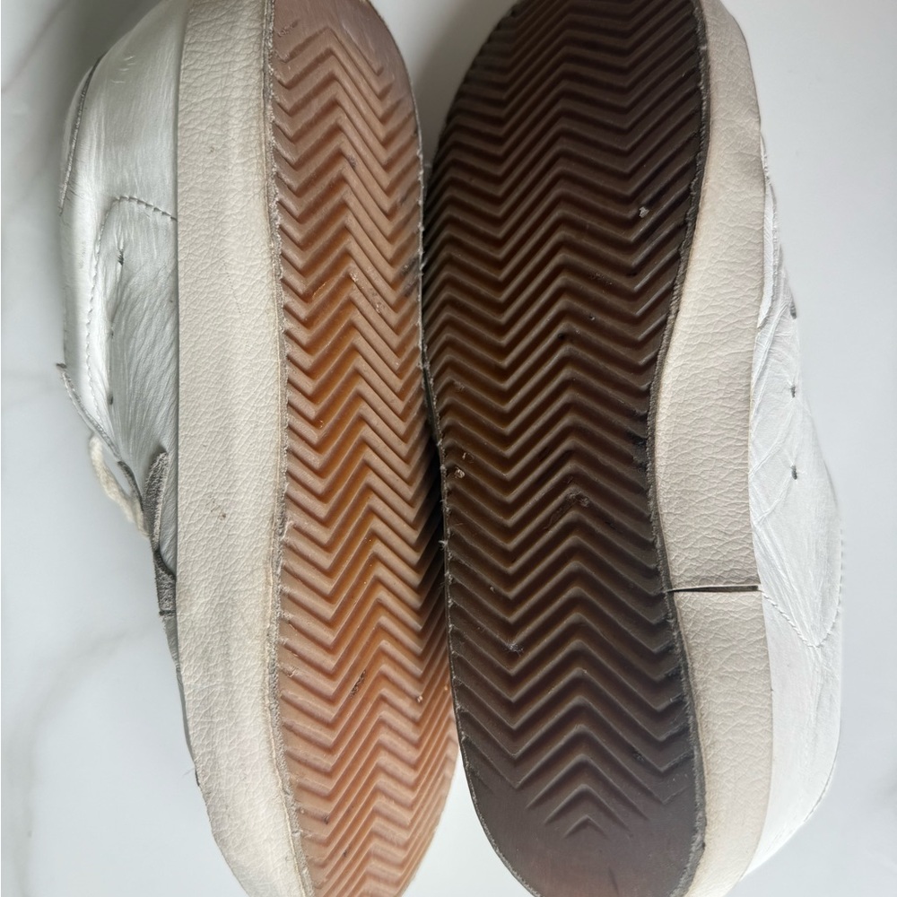 Golden Goose White and Gray Vintage Sneakers - Picture 7 of 7